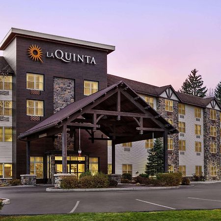 La Quinta Inn & Suites By Wyndham Озеро Джордж Экстерьер фото