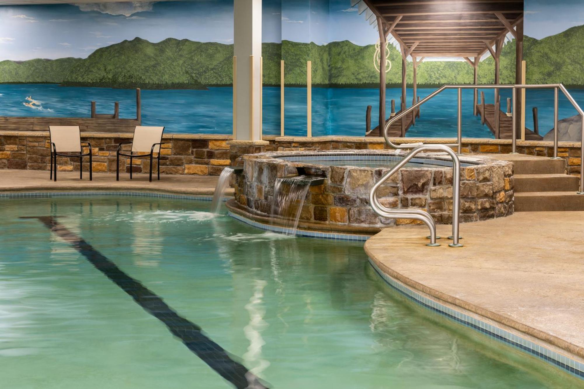 La Quinta Inn & Suites By Wyndham Озеро Джордж Экстерьер фото