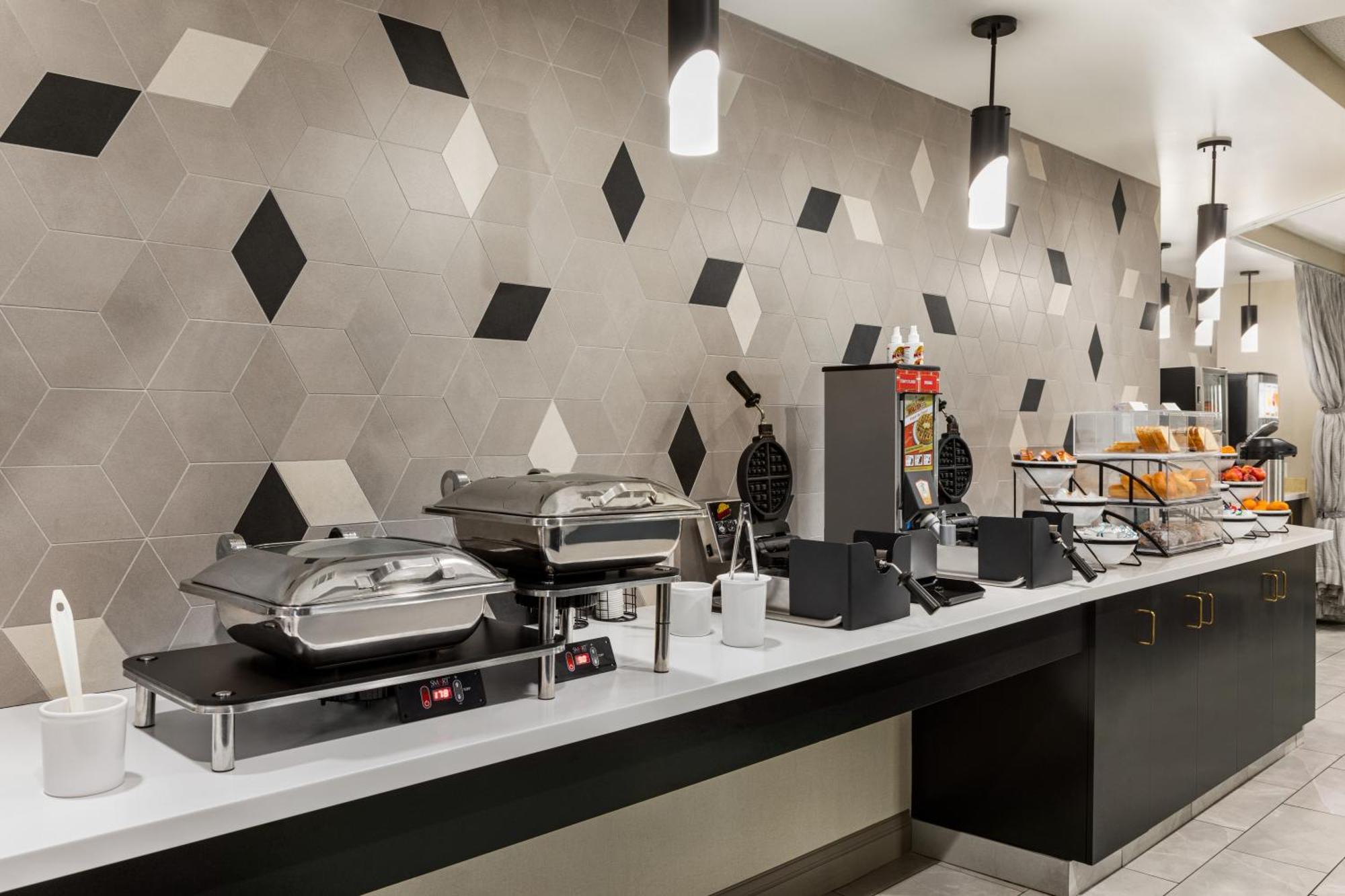 La Quinta Inn & Suites By Wyndham Озеро Джордж Экстерьер фото